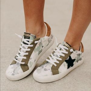 Vintage Havana Sneakers